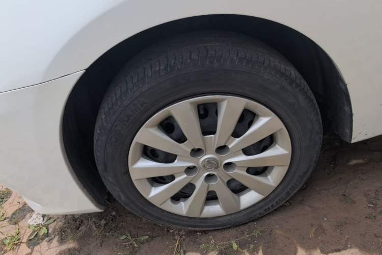 Used Nissan Sylphy 2019 Classic 1.6XE CVT Comfort Edition Left Front Wheel Hub