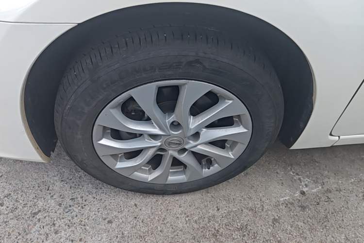 Used Nissan Sylphy 2019 Classic 1.6XE CVT Comfort Edition Left Front Wheel Hub