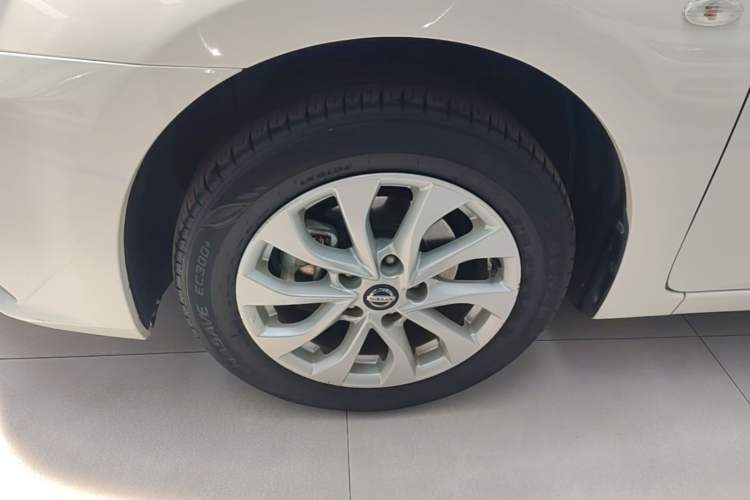 Used Nissan Sylphy 2019 Classic 1.6XL CVT Luxury Edition Left Front Wheel Hub