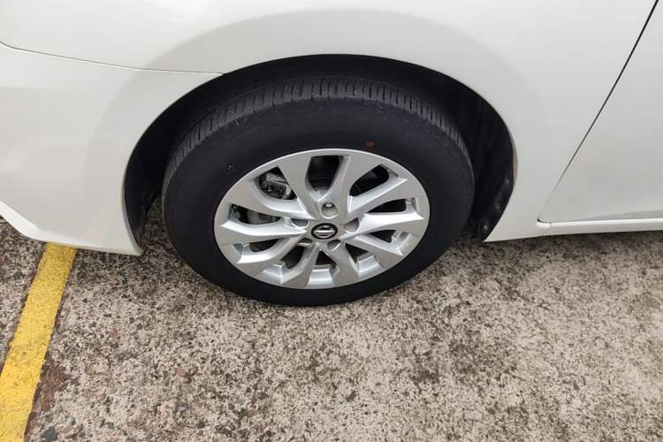 Used Nissan Sylphy 2019 1.6XV CVT Smart Connect Luxury Edition China VI Standard Left Front Wheel Hub