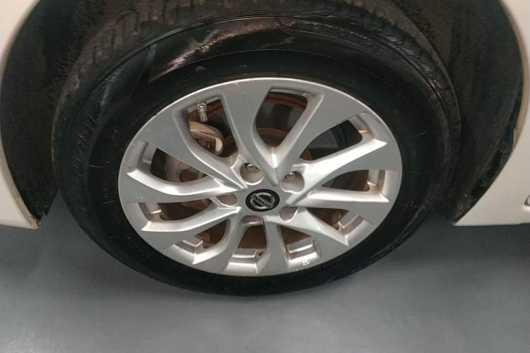 Used Nissan Sylphy 2019 Classic 1.6XE CVT Comfort Edition Left Front Wheel Hub