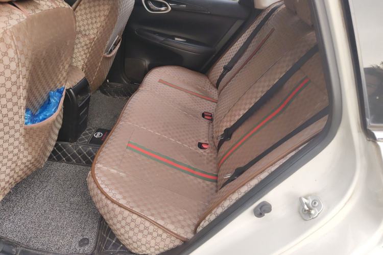 Used Nissan Sylphy 2019 1.6XV CVT Smart Connect Luxury Edition China VI Standard Left Rear Seat