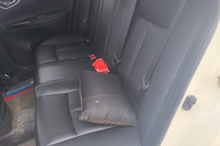 Used Nissan Sylphy 2019 Classic 1.6XL CVT Luxury Edition Left Rear Seat