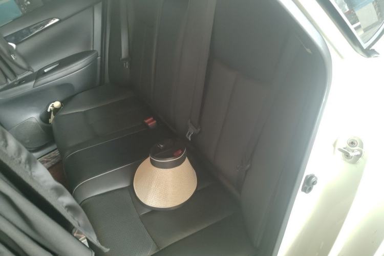 Used Nissan Sylphy 2019 1.6XV CVT Smart Connect Luxury Edition China V Standard Left Rear Seat