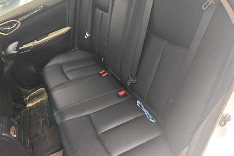 Used Nissan Sylphy 2019 Classic 1.6XL CVT Luxury Edition Left Rear Seat