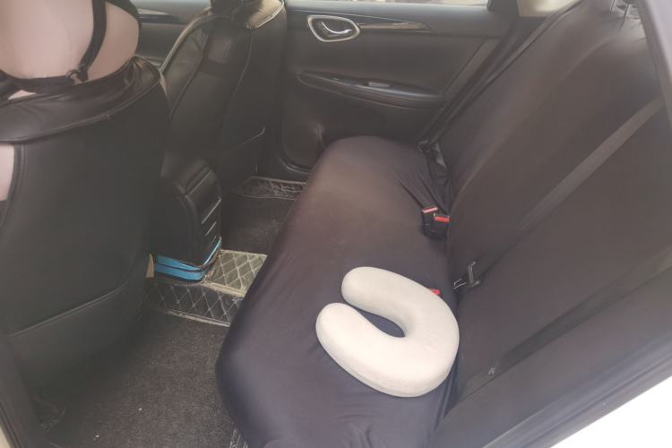 Used Nissan Sylphy 2019 1.6XV CVT Smart Connect Luxury Edition China VI Standard Left Rear Seat
