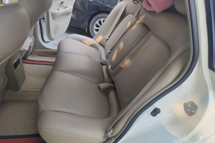 Used Nissan Sylphy 2019 Classic 1.6XE+ CVT SmartConnect Leading Edition Left Rear Seat