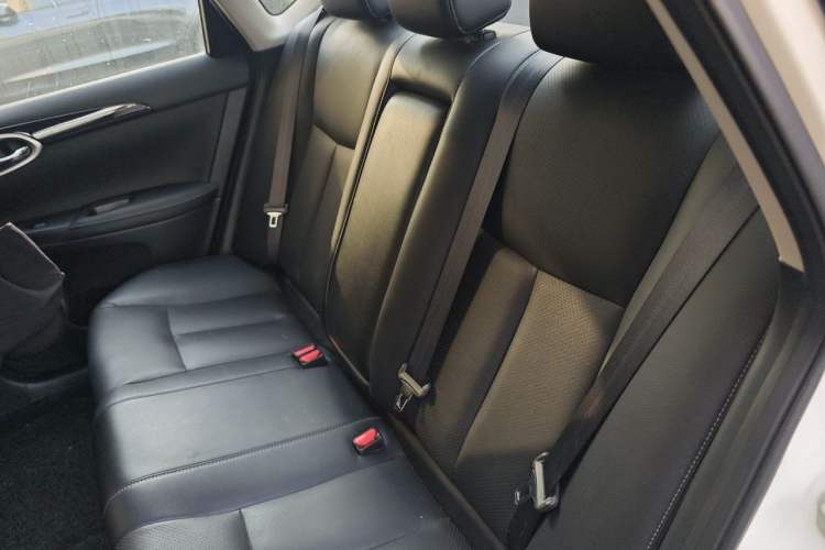 Used Nissan Sylphy 2019 Classic 1.6XL CVT Luxury Edition Left Rear Seat