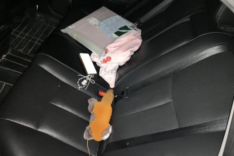 Used Nissan Sylphy 2019 1.6XV CVT Smart Connect Luxury Edition China V Standard Left Rear Seat