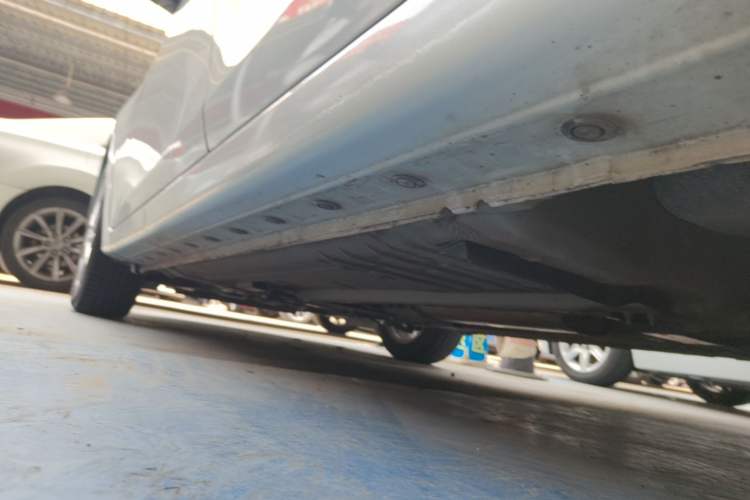 Used Nissan Sylphy 2019 1.6XV CVT Smart Connect Luxury Edition China VI Standard Left Side Sill