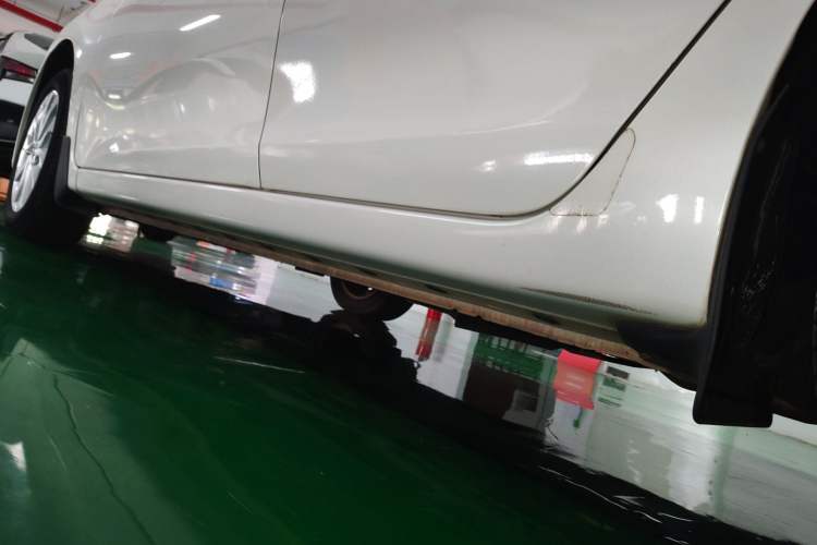 Used Nissan Sylphy 2019 1.6XV CVT Smart Connect Luxury Edition China VI Standard Left Side Sill
