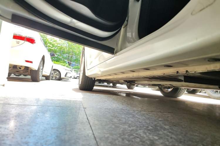 Used Nissan Sylphy 2019 1.6XV CVT Smart Connect Luxury Edition China VI Standard Left Side Sill