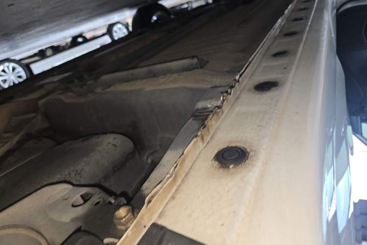 Used Nissan Sylphy 2019 1.6XV CVT Smart Connect Luxury Edition China VI Standard Left Side Sill