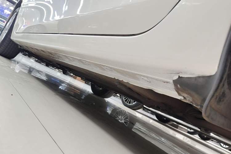Used Nissan Sylphy 2019 1.6XV CVT Smart Connect Luxury Edition China VI Standard Left Side Sill