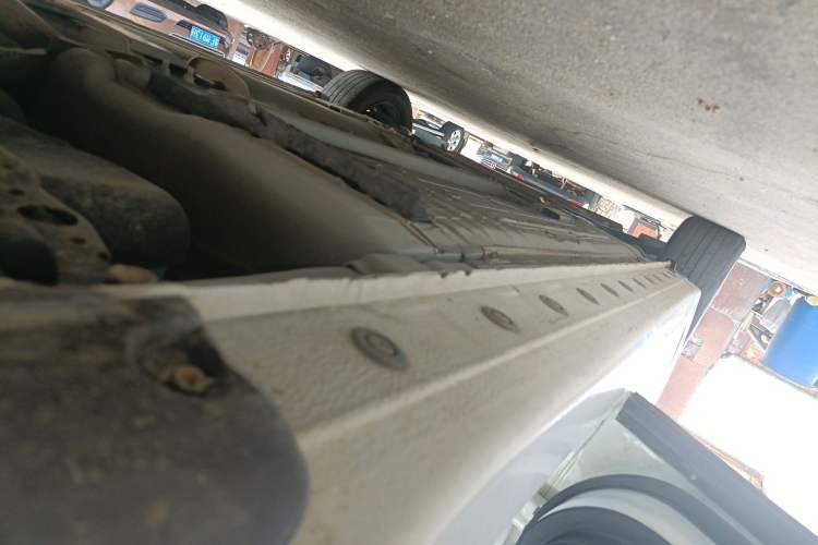 Used Nissan Sylphy 2019 Classic 1.6XE Manual Comfort Edition Left Side Sill