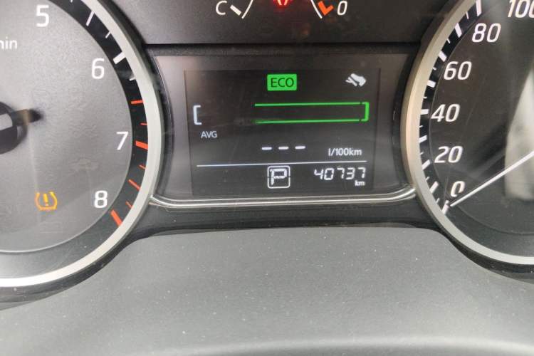 Used Nissan Sylphy 2019 Classic 1.6XL CVT Luxury Edition Odometer Close Up