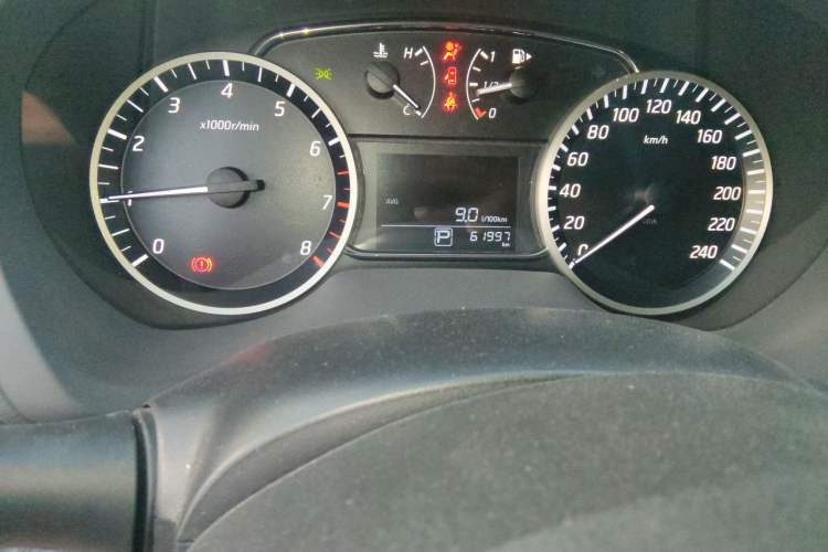 Used Nissan Sylphy 2019 1.6XV CVT Smart Connect Luxury Edition China VI Standard Odometer Close Up