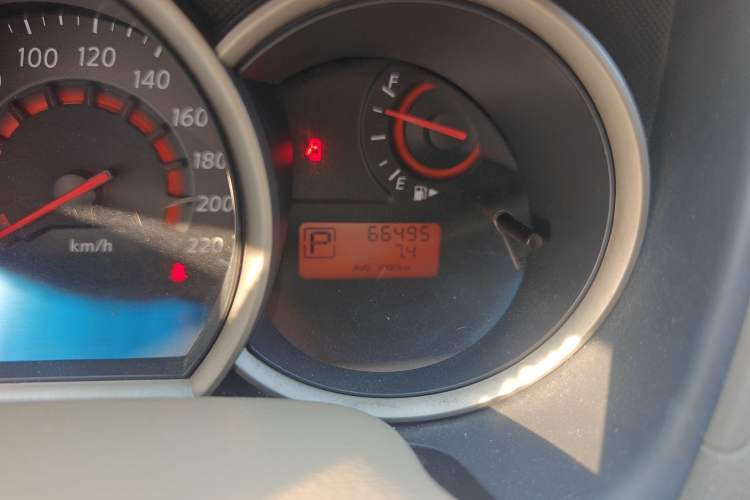 Used Nissan Sylphy 2019 Classic 1.6XE+ CVT Smart Connect Luxury Edition Odometer Close Up