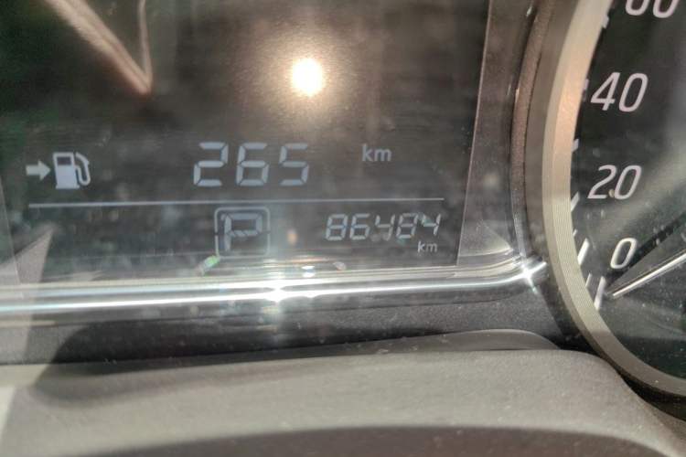 Used Nissan Sylphy 2019 1.6XV CVT Smart Connect Luxury Edition China VI Standard Odometer Close Up