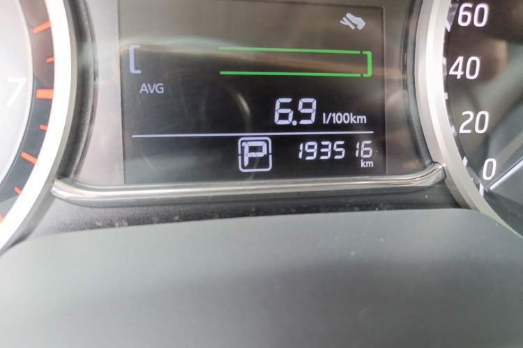 Used Nissan Sylphy 2019 1.6XV CVT Smart Connect Luxury Edition China VI Standard Odometer Close Up