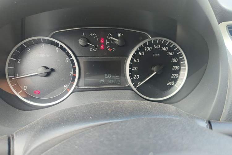 Used Nissan Sylphy 2019 Classic 1.6XL CVT Luxury Edition Odometer Close Up