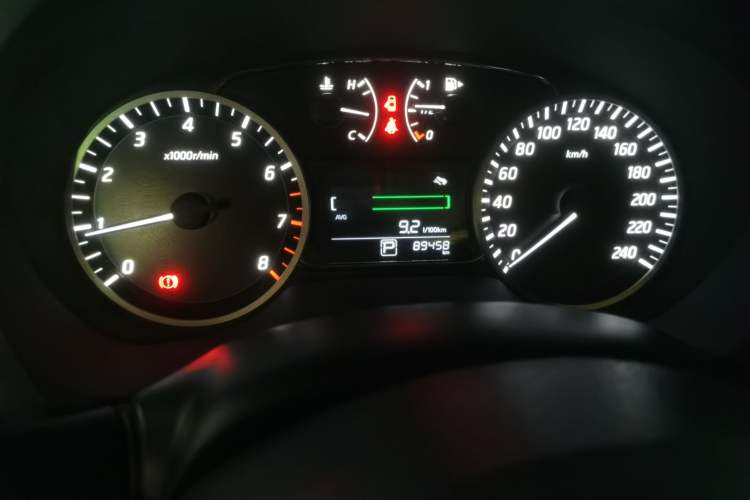Used Nissan Sylphy 2019 1.6XV CVT Smart Connect Luxury Edition China VI Standard Odometer Close Up