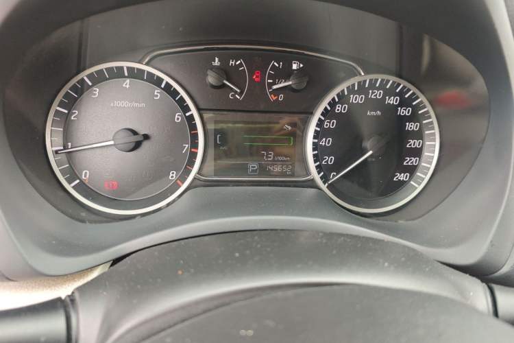 Used Nissan Sylphy 2019 1.6XV CVT Smart Connect Luxury Edition China V Standard Odometer Close Up