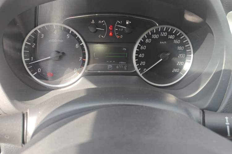 Used Nissan Sylphy 2019 Classic 1.6XL CVT Luxury Edition Odometer Close Up