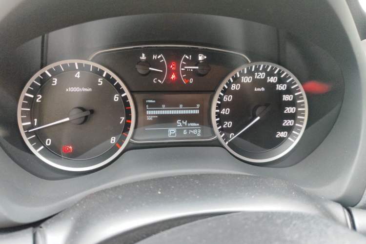 Used Nissan Sylphy 2019 Classic 1.6XL CVT Luxury Edition Odometer Close Up