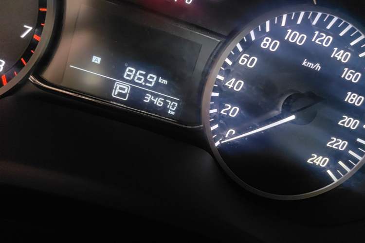 Used Nissan Sylphy 2019 Classic 1.6XL CVT Luxury Edition Odometer Close Up