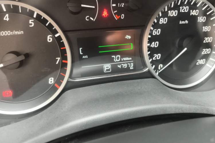 Used Nissan Sylphy 2019 Classic 1.6XL CVT Luxury Edition Odometer Close Up