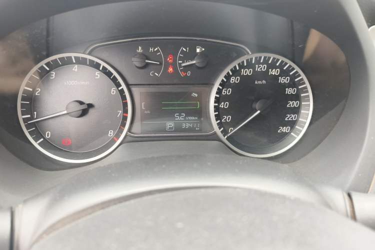 Used Nissan Sylphy 2019 Classic 1.6XE CVT Comfort Edition Odometer Close Up