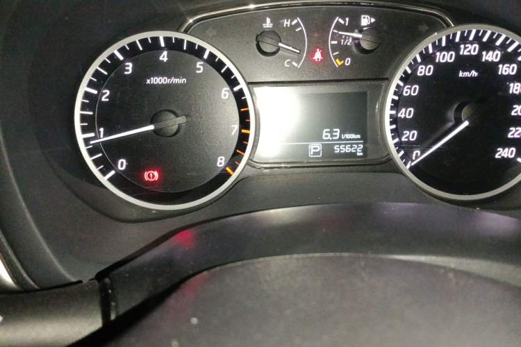 Used Nissan Sylphy 2019 Classic 1.6XL CVT Luxury Edition Odometer Close Up