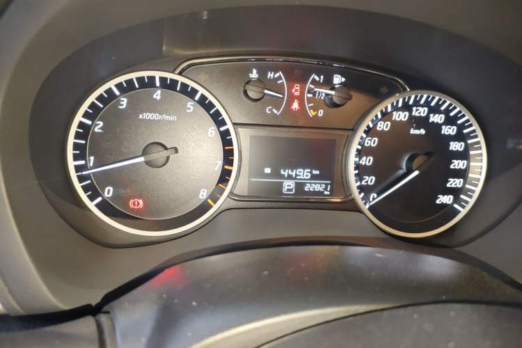 Used Nissan Sylphy 2019 Classic 1.6XL CVT Luxury Edition Odometer Close Up