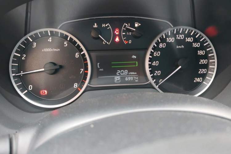 Used Nissan Sylphy 2019 Classic 1.6XE CVT Comfort Edition Odometer Close Up