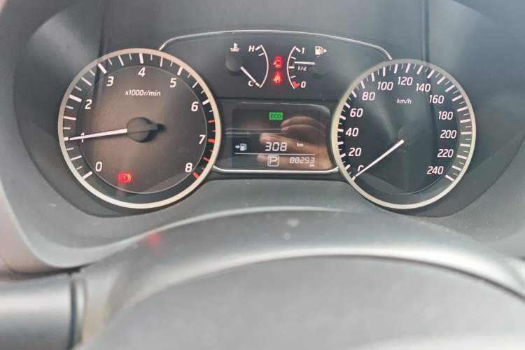Used Nissan Sylphy 2019 1.6XV CVT Smart Connect Luxury Edition China VI Standard Odometer Close Up