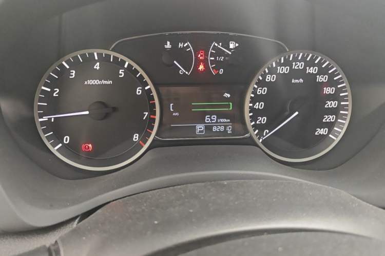 Used Nissan Sylphy 2019 Classic 1.6XL CVT Luxury Edition Odometer Close Up