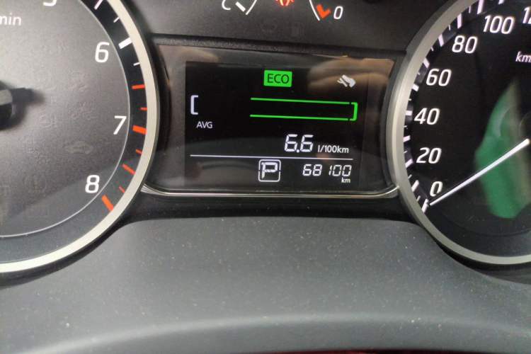 Used Nissan Sylphy 2019 1.6XV CVT Smart Connect Luxury Edition China VI Standard Odometer Close Up