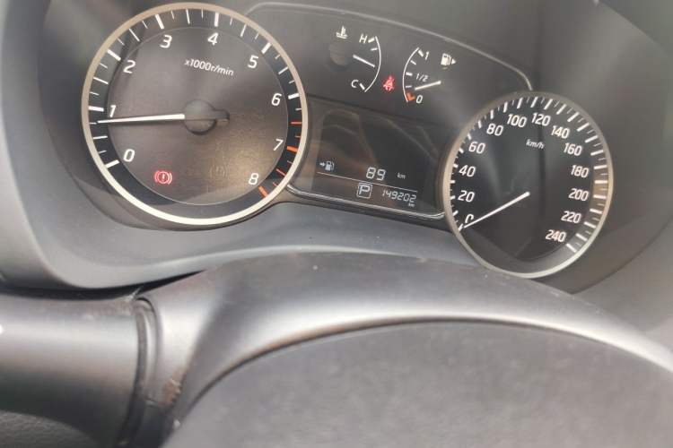 Used Nissan Sylphy 2019 1.6XV CVT Smart Connect Luxury Edition China VI Standard Odometer Close Up