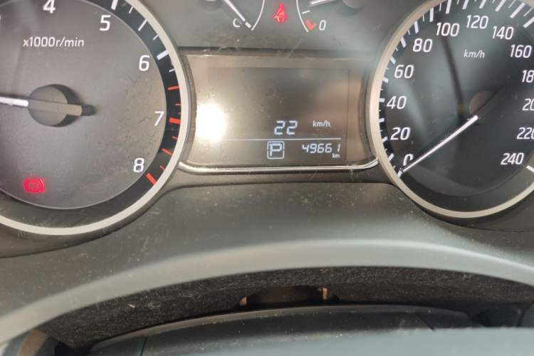 Used Nissan Sylphy 2019 Classic 1.6XE CVT Comfort Edition Odometer Close Up