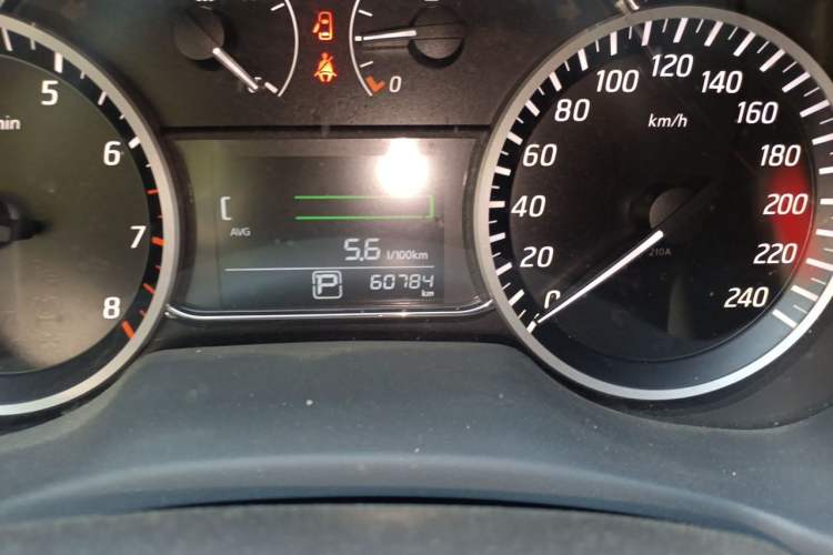 Used Nissan Sylphy 2019 Classic 1.6XE CVT Comfort Edition Odometer Close Up