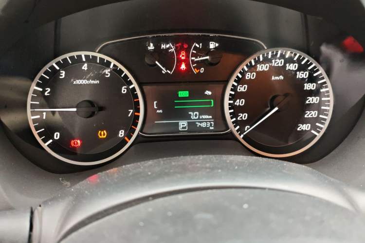 Used Nissan Sylphy 2019 Classic 1.6XL CVT Luxury Edition Odometer Close Up
