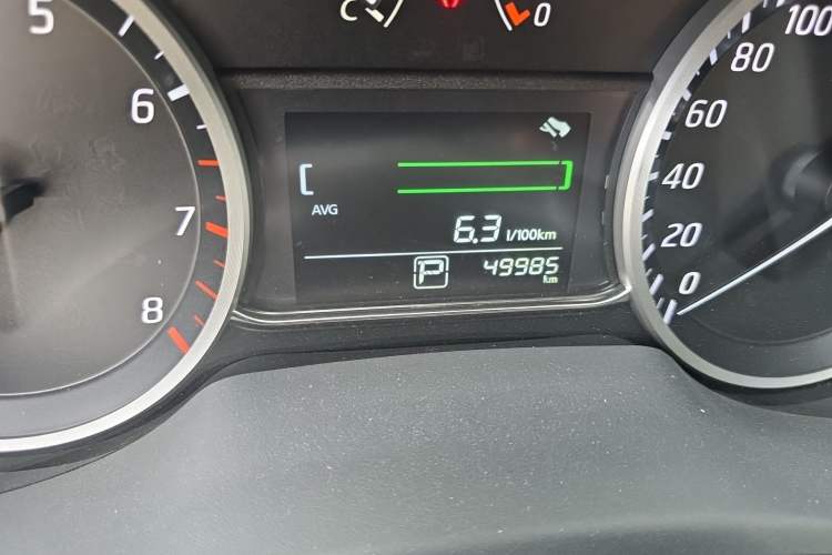 Used Nissan Sylphy 2019 Classic 1.6XL CVT Luxury Edition Odometer Close Up