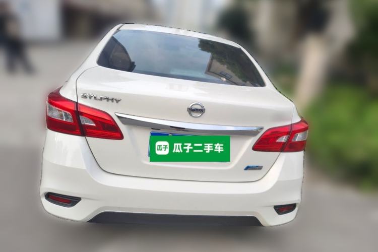 Used Nissan Sylphy 2019 1.6XV CVT Smart Connect Luxury Edition China VI Standard Rear