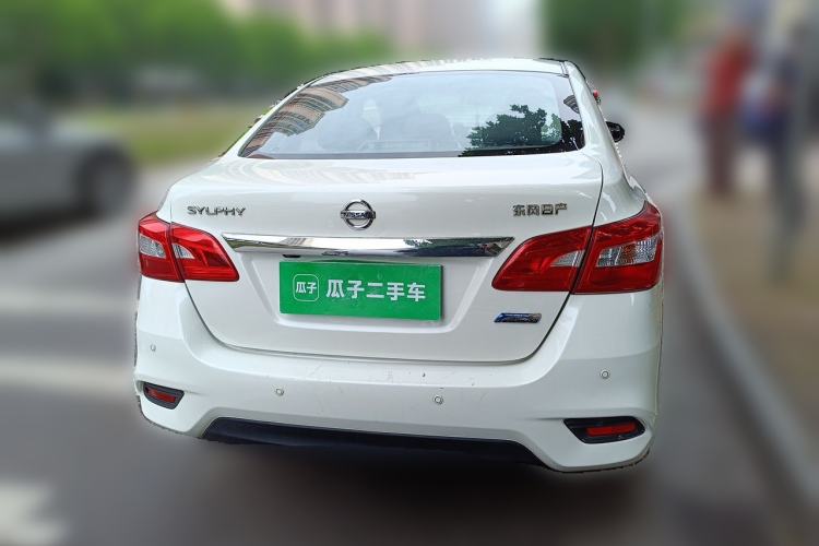 Used Nissan Sylphy 2019 1.6XV CVT Smart Connect Luxury Edition China VI Standard Rear