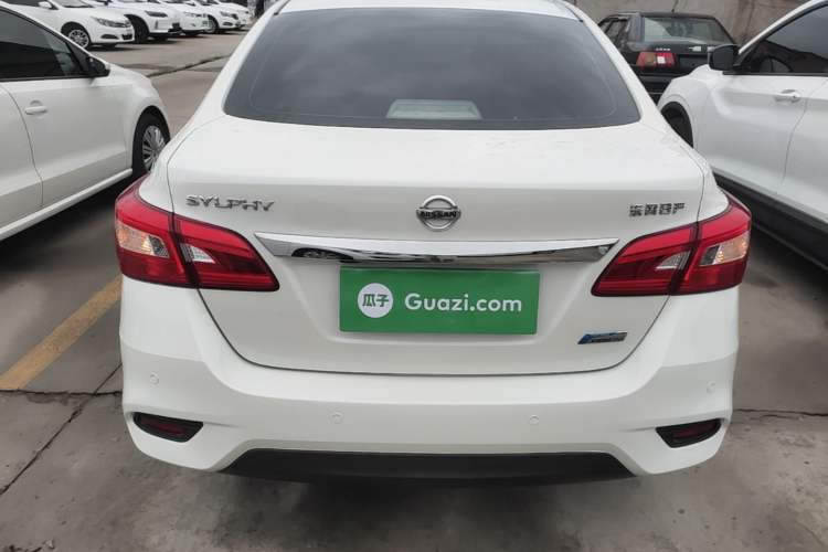 Used Nissan Sylphy 2019 1.6XV CVT Smart Connect Luxury Edition China VI Standard Rear