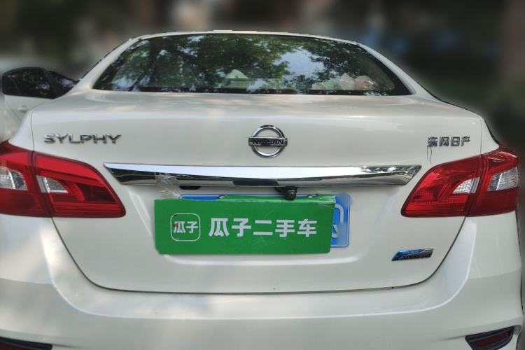 Used Nissan Sylphy 2019 1.6XV CVT Smart Connect Luxury Edition China VI Standard Rear