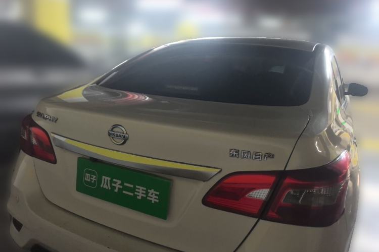 Used Nissan Sylphy 2019 1.6XL Manual Luxury Version China VI Standard Rear
