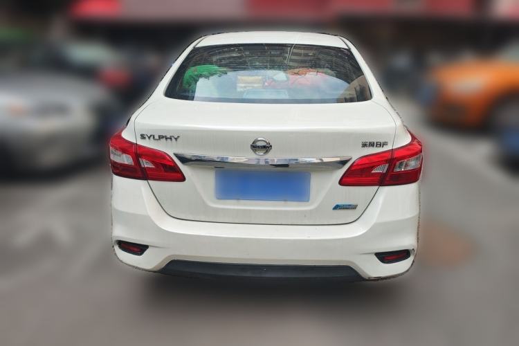 Used Nissan Sylphy 2019 1.6XV CVT Smart Connect Luxury Edition China VI Standard Rear