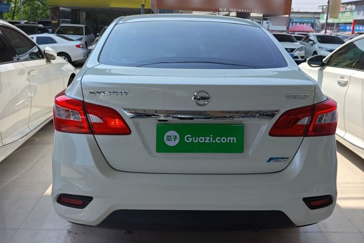 Used Nissan Sylphy 2019 1.6XV CVT Smart Connect Luxury Edition China VI Standard Rear